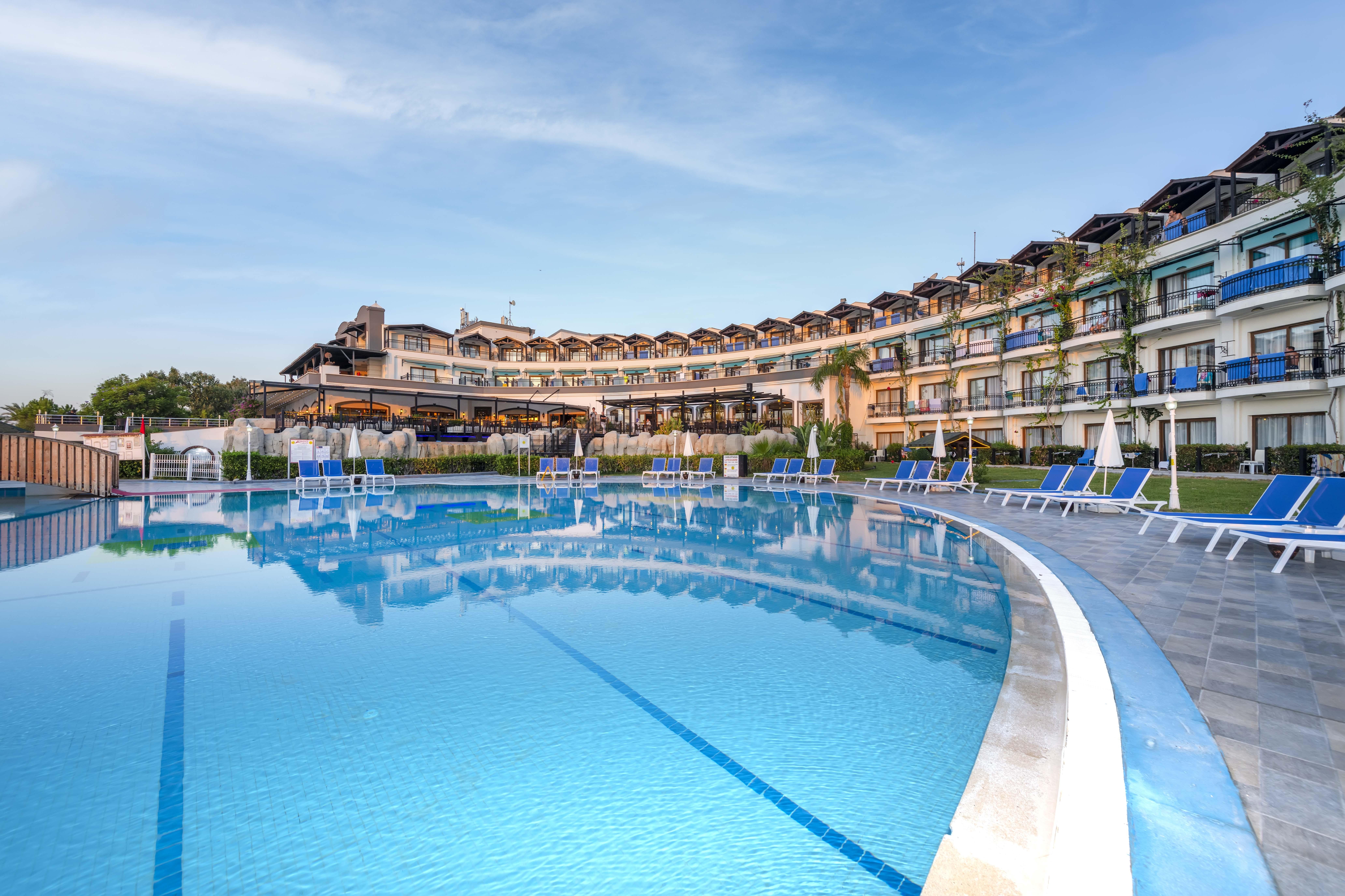 Labada Beach Hotel Чамьюва Экстерьер фото