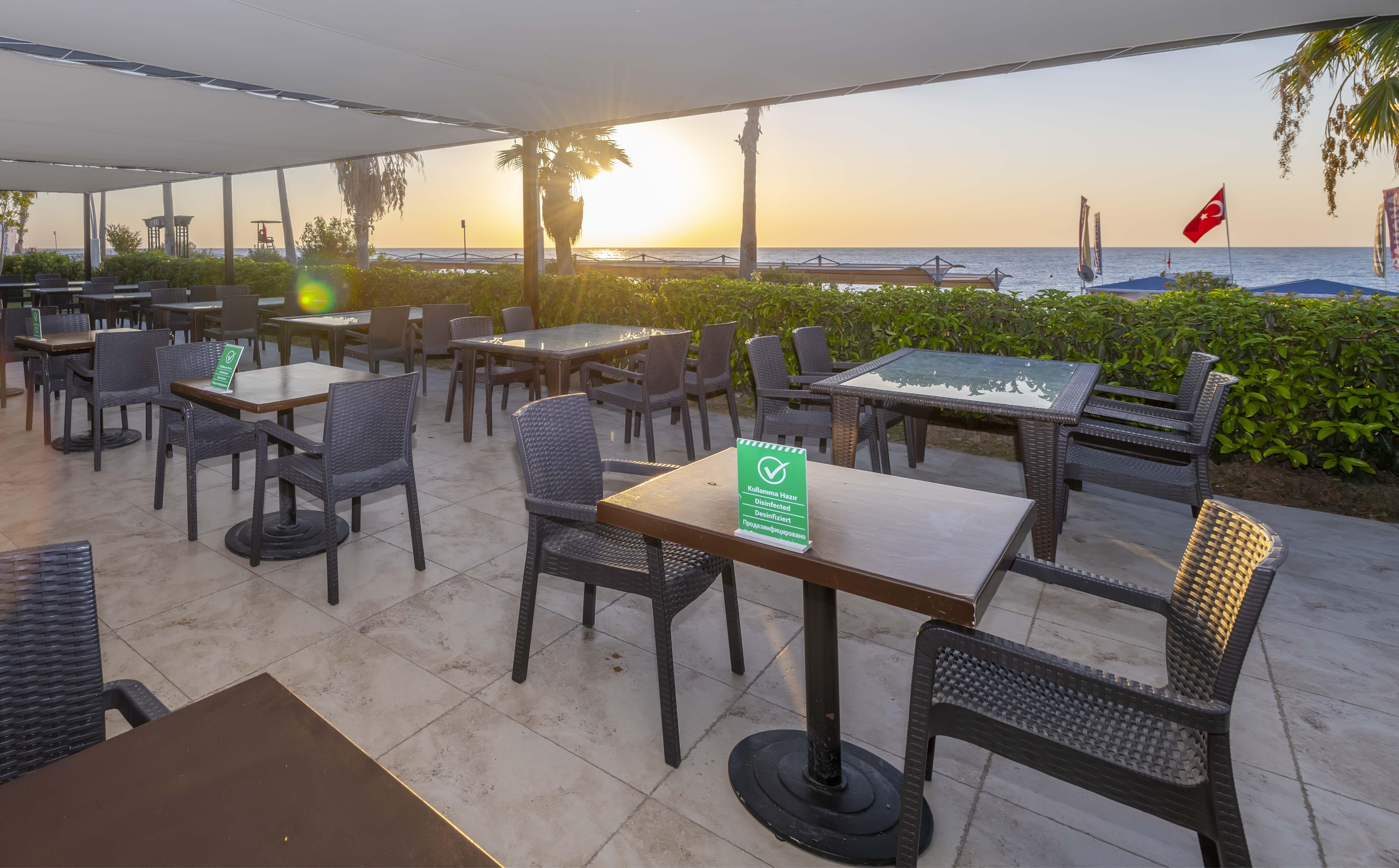 Labada Beach Hotel Чамьюва Экстерьер фото